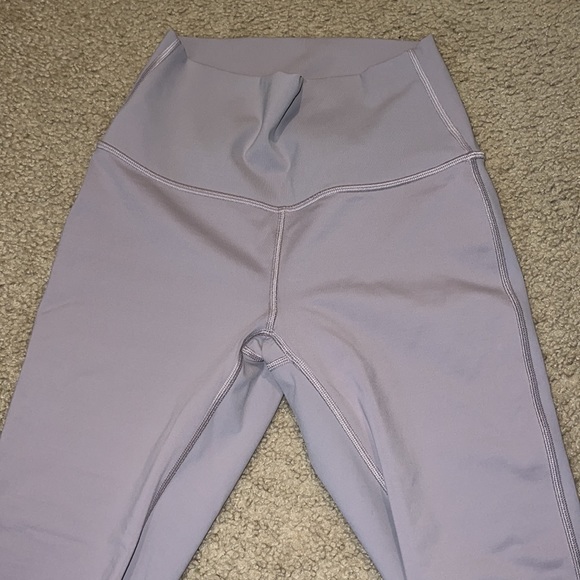 Lululemon double lined wunder under - Picture 3 of 5